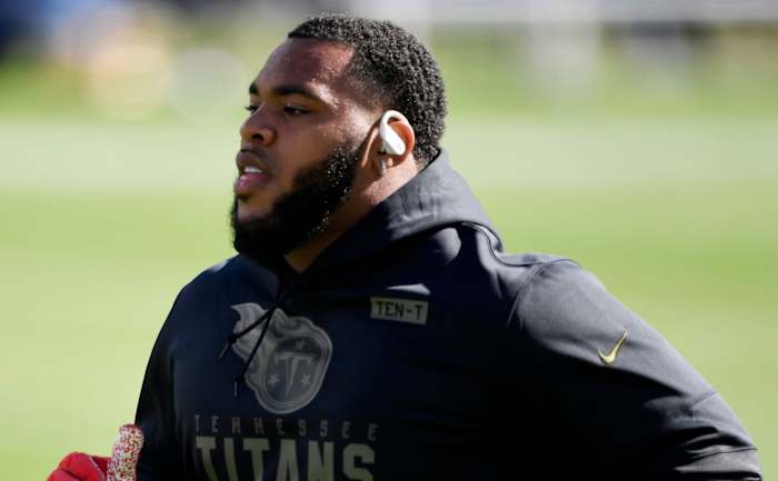 Tennessee Titans defensive tackle Jeffery Simmons (98) warms up before the game against the Chicago Bears at Nissan Stadium Sunday, Nov. 8, 2020 in Nashville, Tenn.